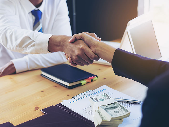 私たちにお任せください